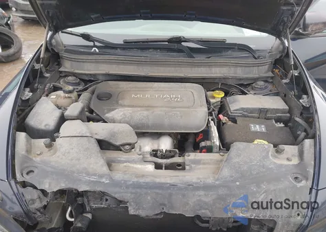 2014 Jeep Cherokee Sport из США, поврежденный, VIN 1C4PJMAB0EW253116